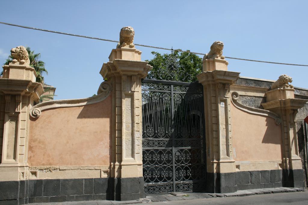 Villa Dei Leoni Santa Tecla Bagian luar foto