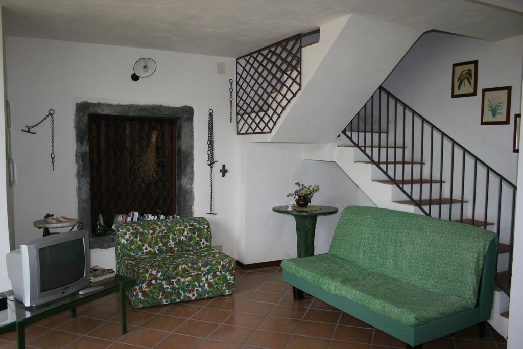 Villa Dei Leoni Santa Tecla Ruang foto